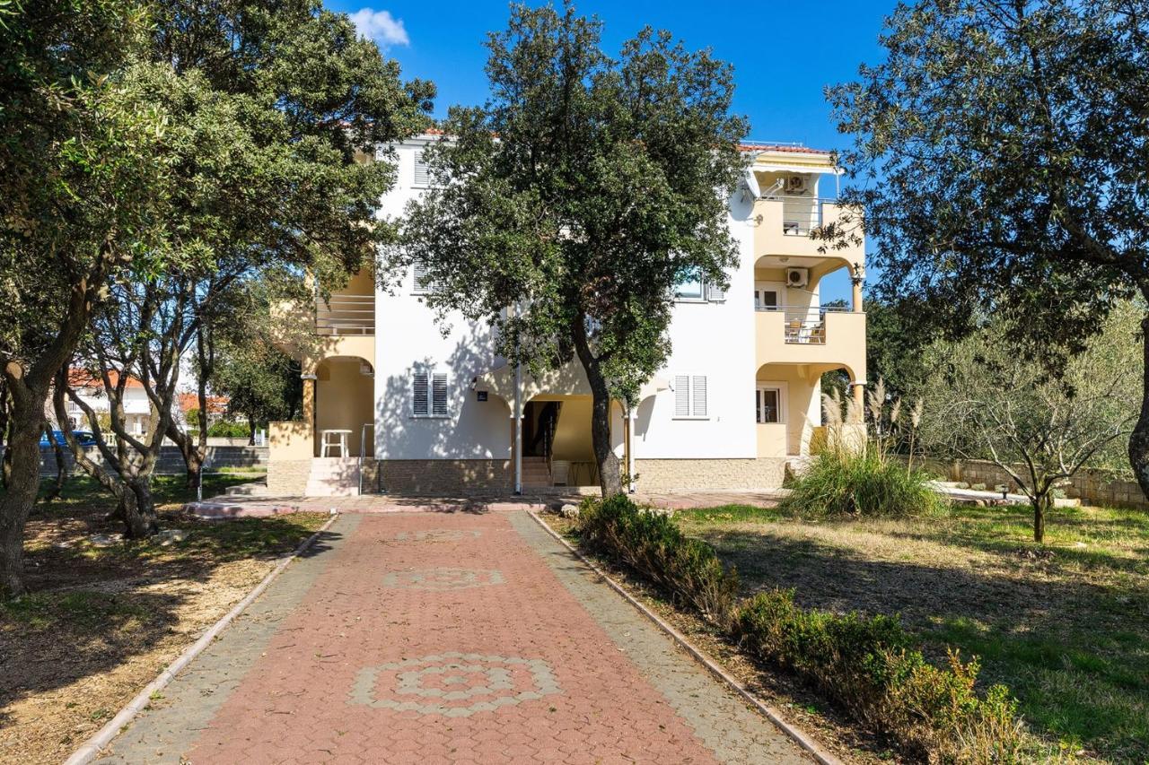 Apartments By The Sea Vrsi - Mulo, Zadar - 5951 Екстер'єр фото
