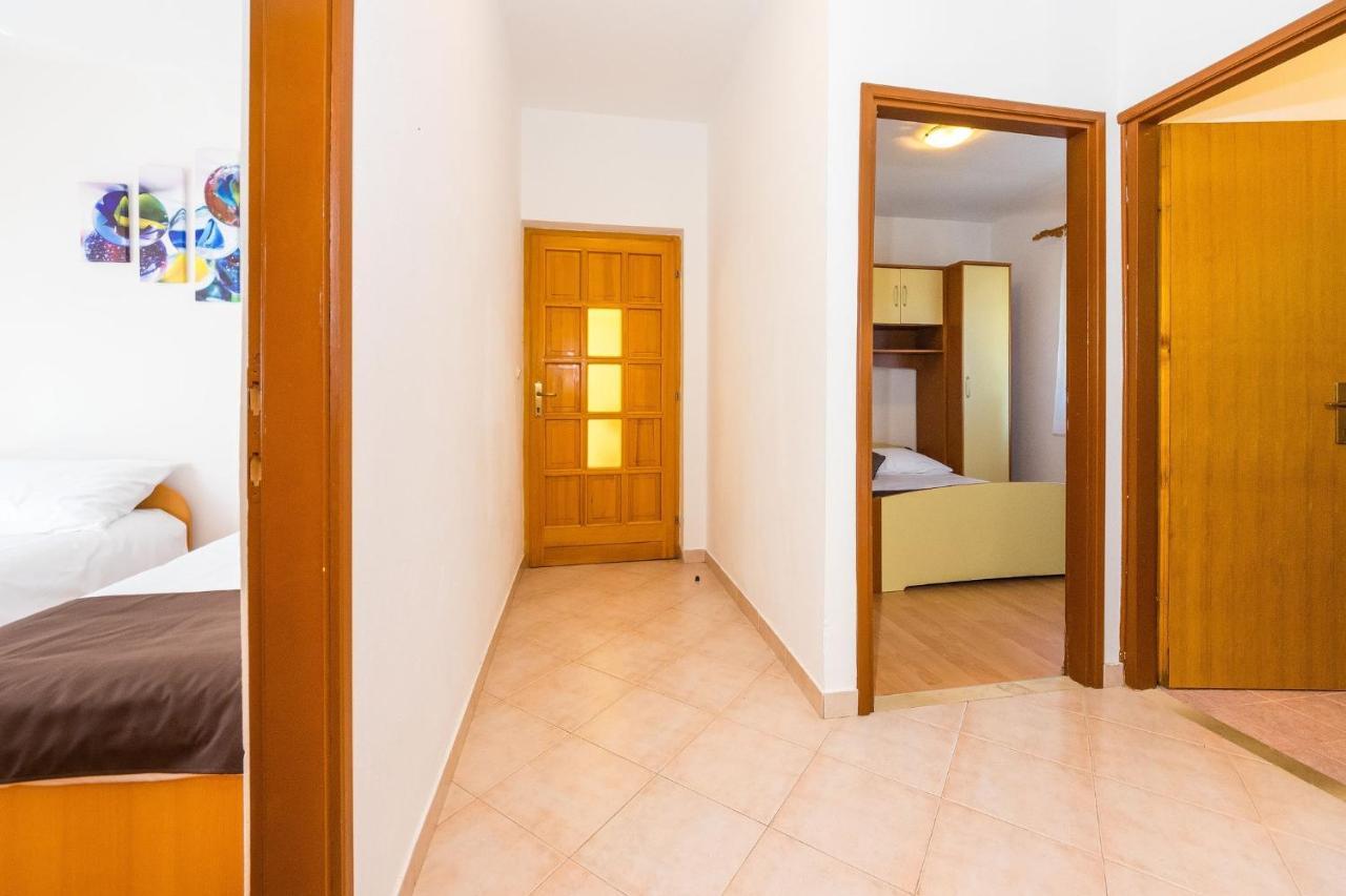 Apartments By The Sea Vrsi - Mulo, Zadar - 5951 Екстер'єр фото