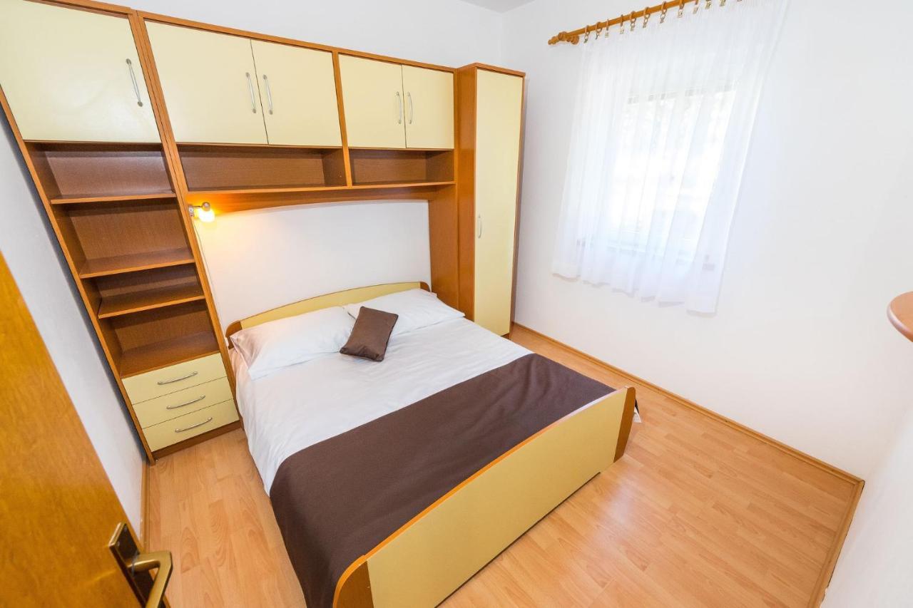 Apartments By The Sea Vrsi - Mulo, Zadar - 5951 Екстер'єр фото