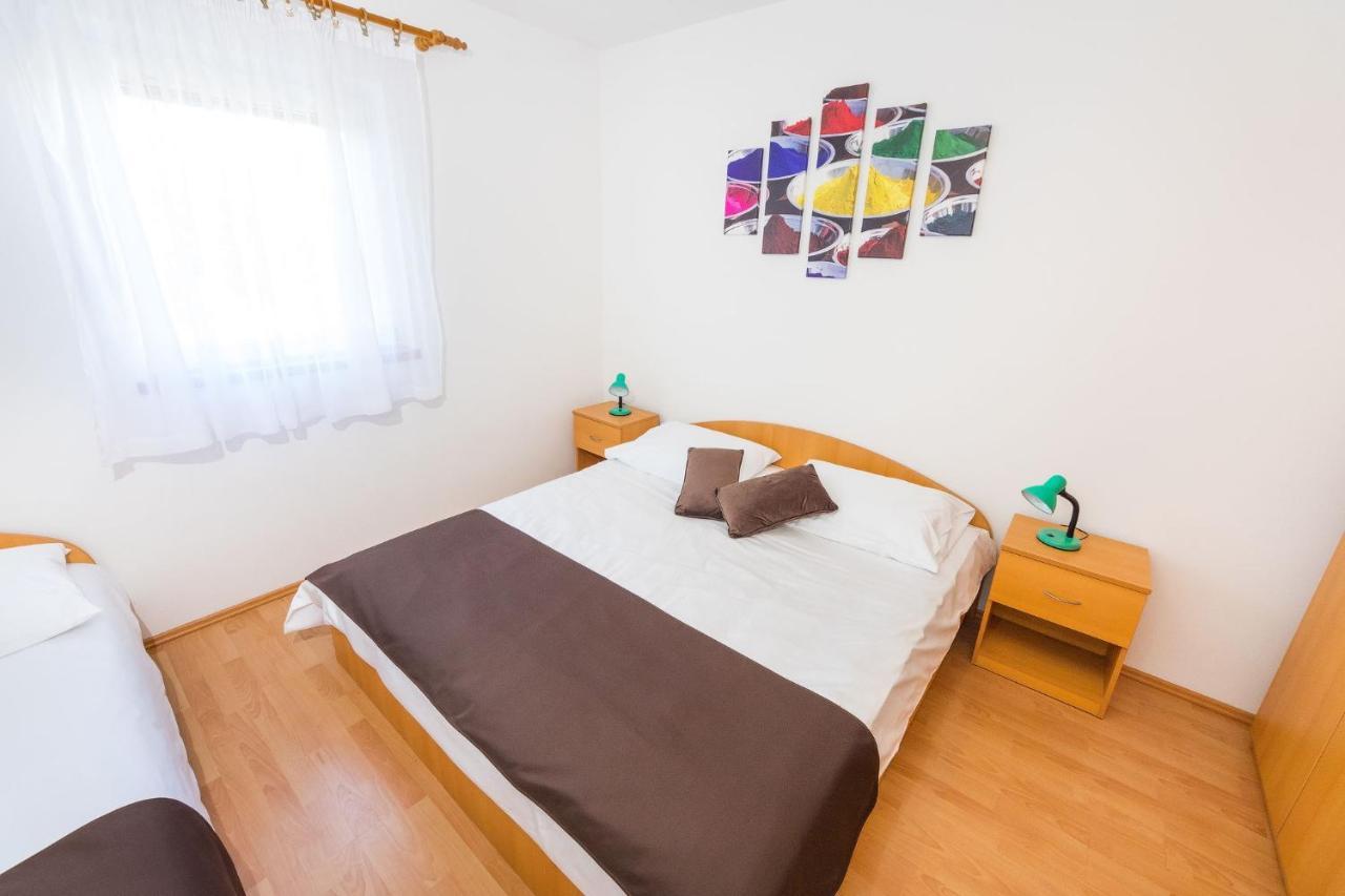 Apartments By The Sea Vrsi - Mulo, Zadar - 5951 Екстер'єр фото