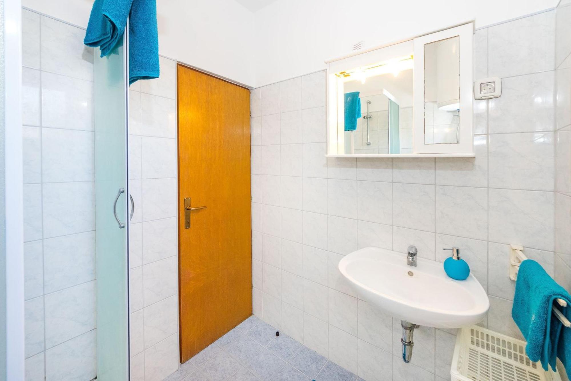 Apartments By The Sea Vrsi - Mulo, Zadar - 5951 Номер фото