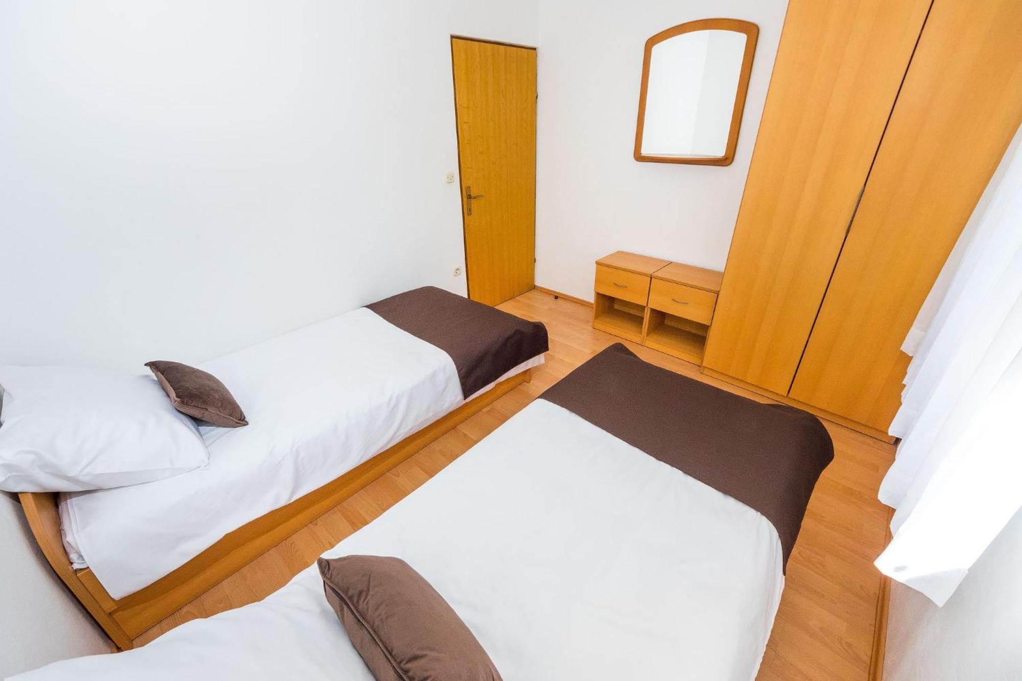 Apartments By The Sea Vrsi - Mulo, Zadar - 5951 Номер фото